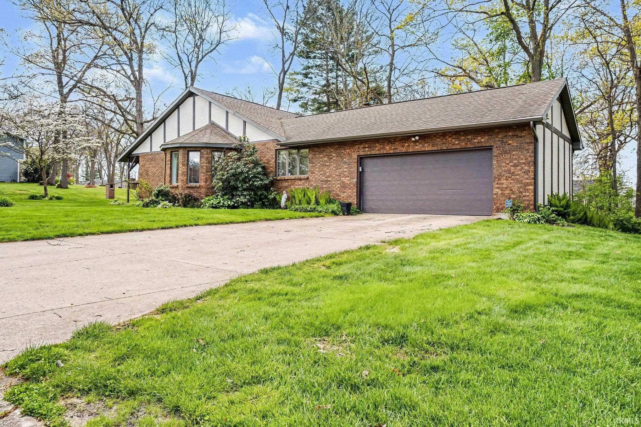 51955 Hinton Lane Granger IN 46530