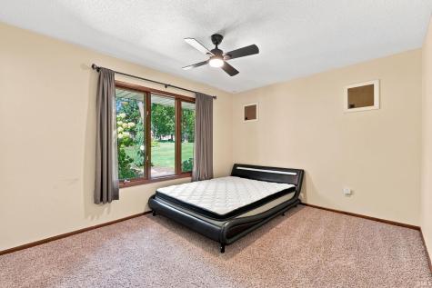 2890 E Hickory Lane Columbia City IN 46725