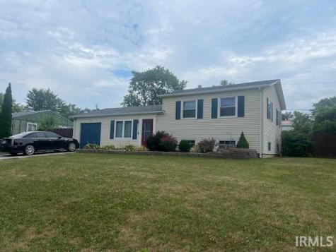 1809 Edenton Drive Fort Wayne IN 46804