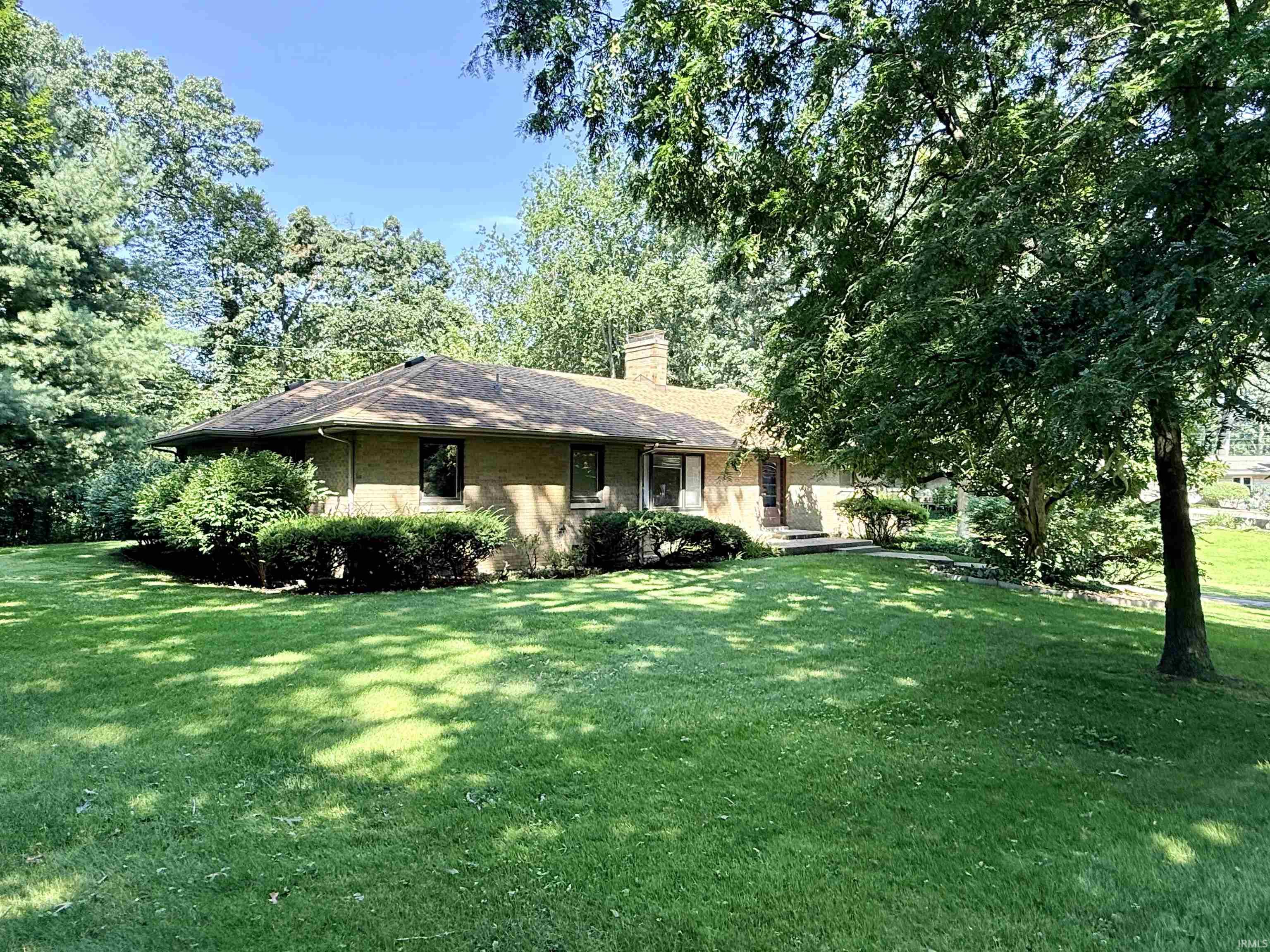 1105 White Oak Drive South Bend IN 46617