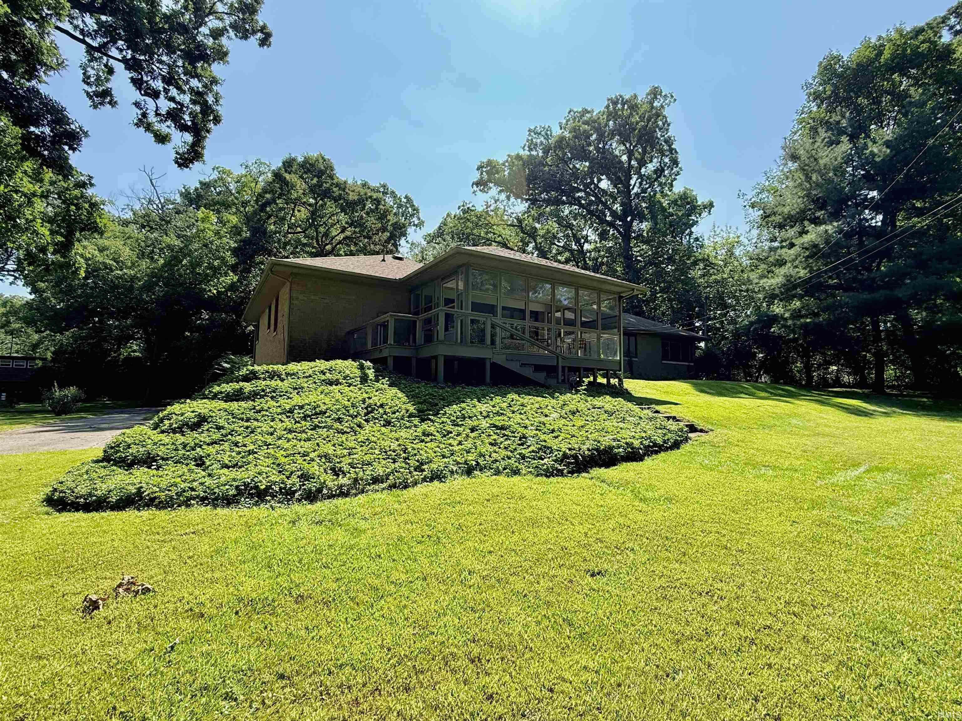 1105 White Oak Drive South Bend IN 46617