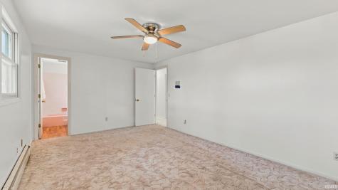 608 E Till Road Fort Wayne IN 46825