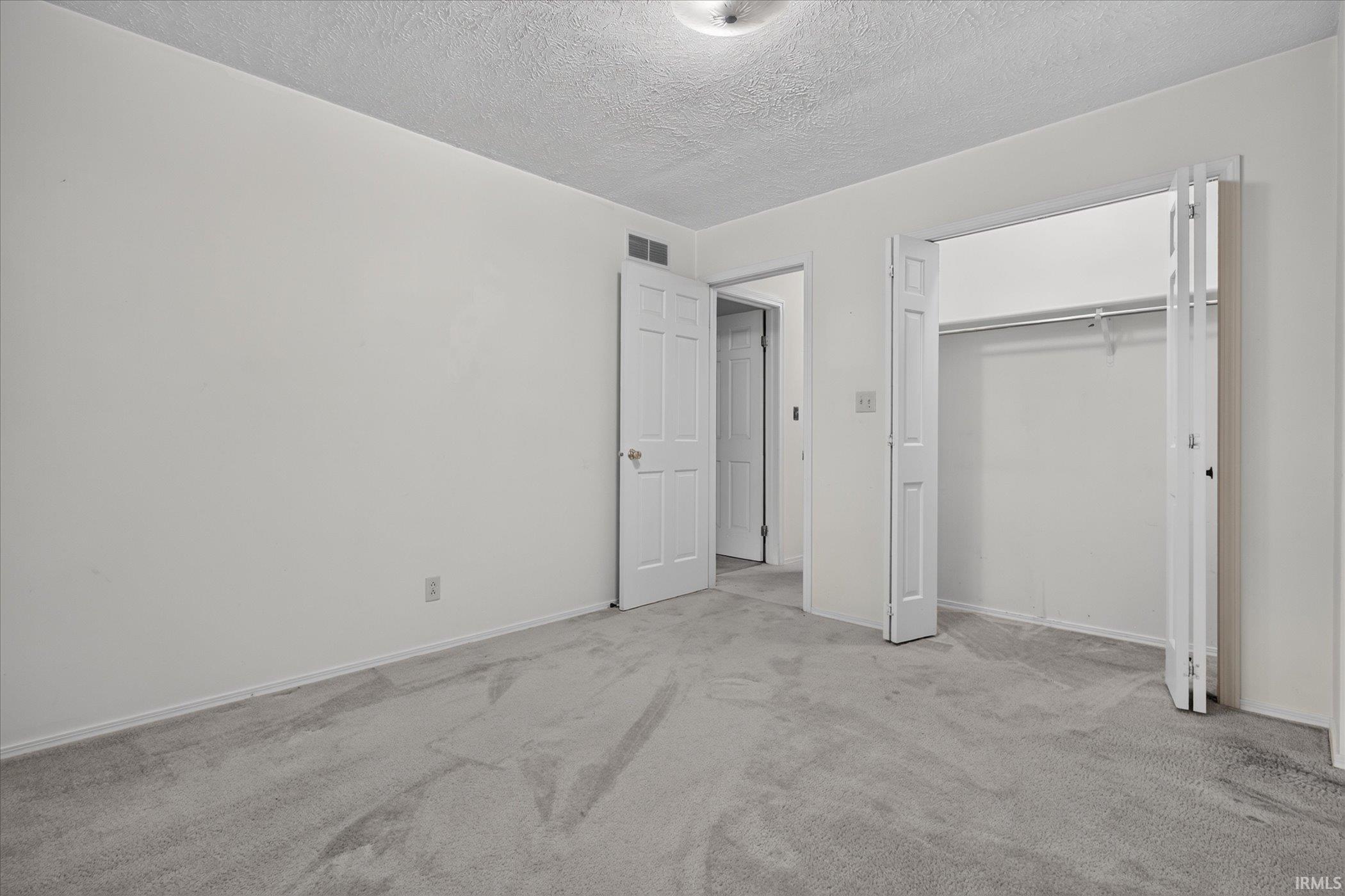 53244 Bonvale Drive South Bend IN 46635