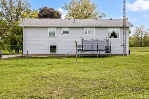 8613 N Buck Creek Pike Mooreland IN 47360