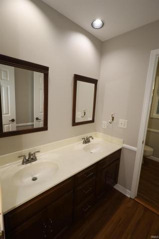 5136 Wapiti Drive Fort Wayne IN 46804