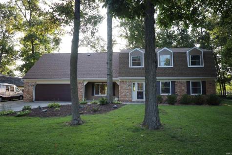 5136 Wapiti Drive Fort Wayne IN 46804