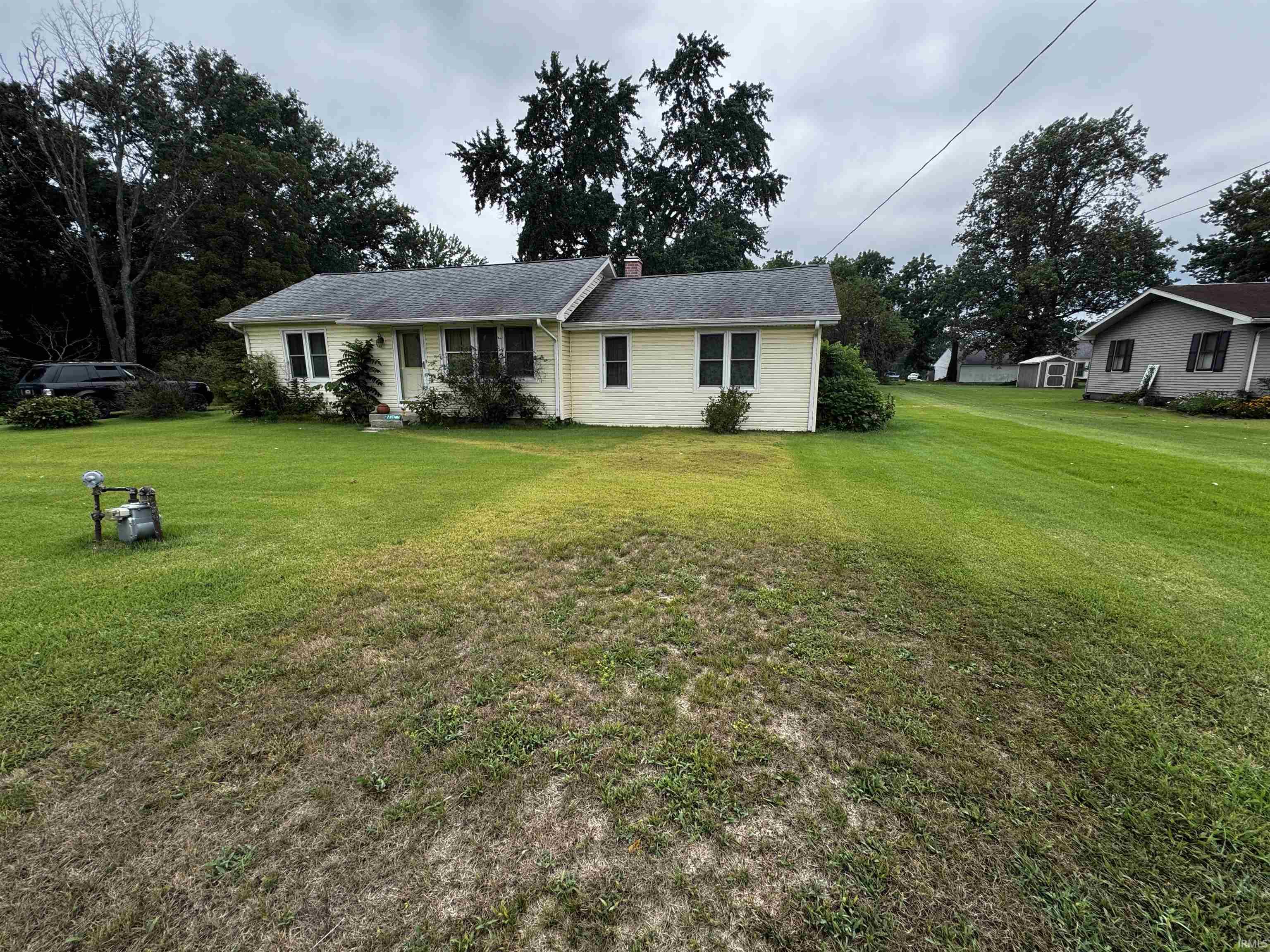 2 13th Street Linton IN 47441