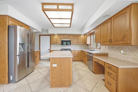 12112 Blairmore Court Fort Wayne IN 46814