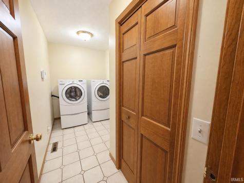 12357 Diamond Drive Plymouth IN 46563