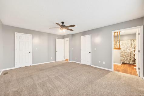 206 Woodcliff Way Bedford IN 47421