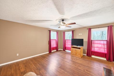 206 Woodcliff Way Bedford IN 47421