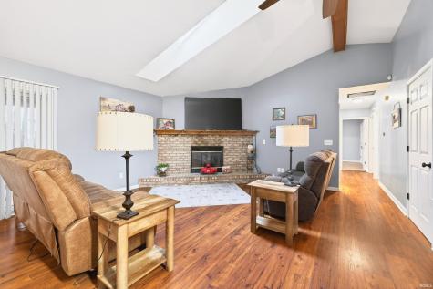 206 Woodcliff Way Bedford IN 47421