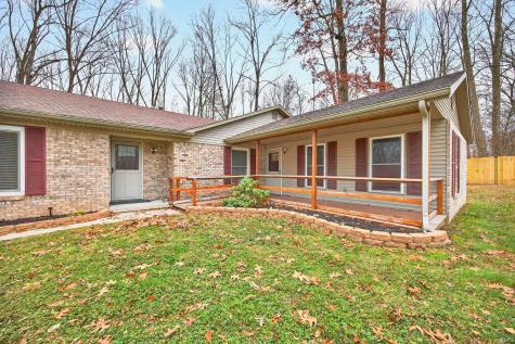 206 Woodcliff Way Bedford IN 47421