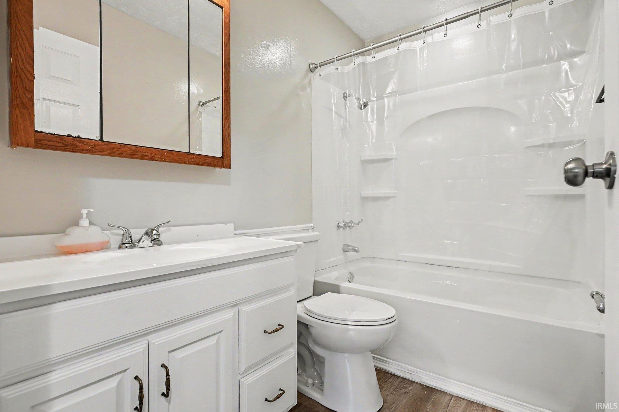 23538 Rye Court Elkhart IN 46514