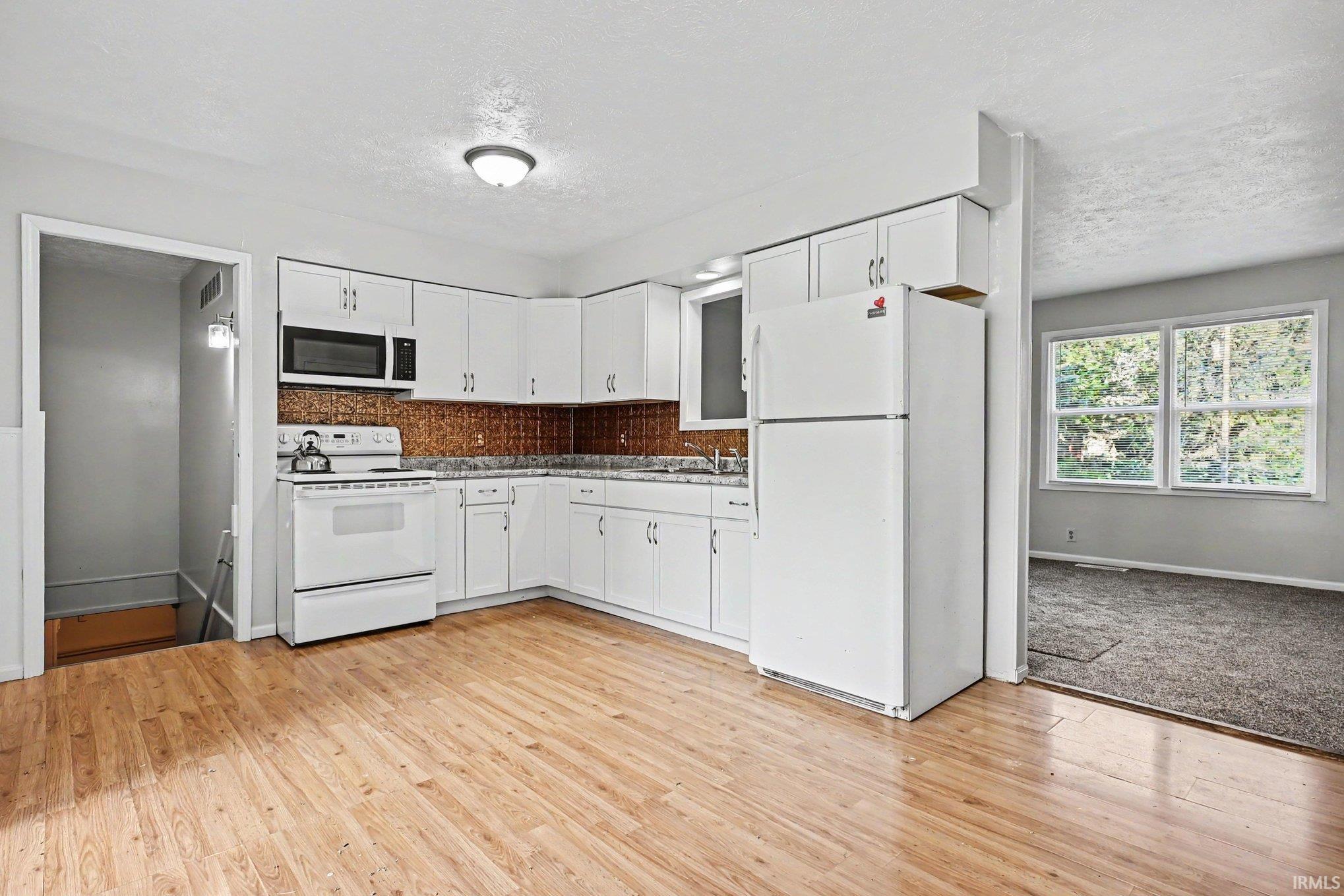 23538 Rye Court Elkhart IN 46514