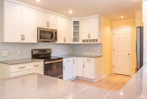 808 S Brighton Crest Bloomington IN 47401