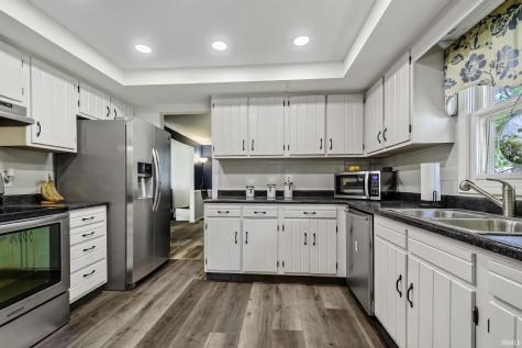 4714 W Arlington Park Boulevard Fort Wayne IN 46835