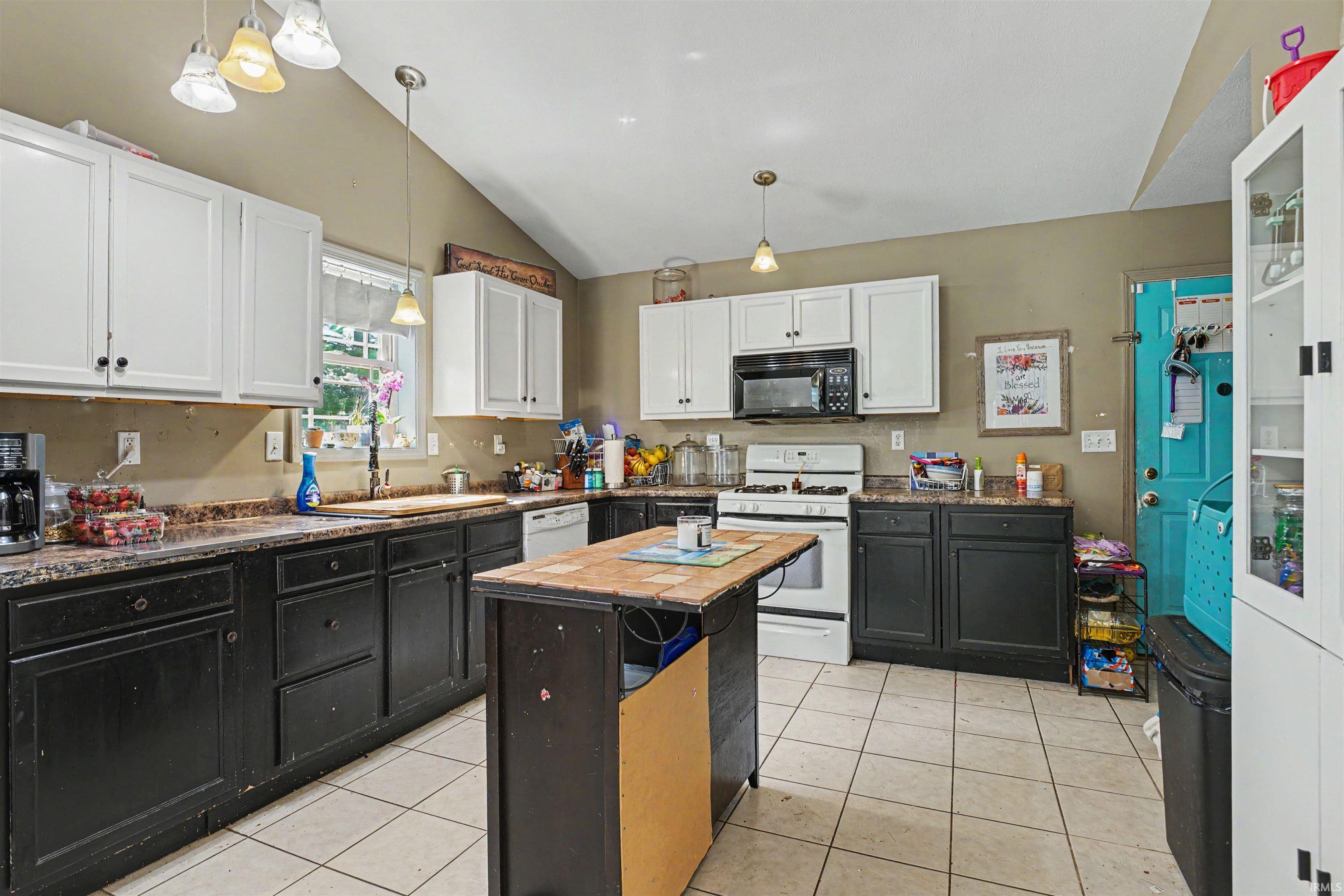 20982 Arcadia Drive Bristol IN 46507