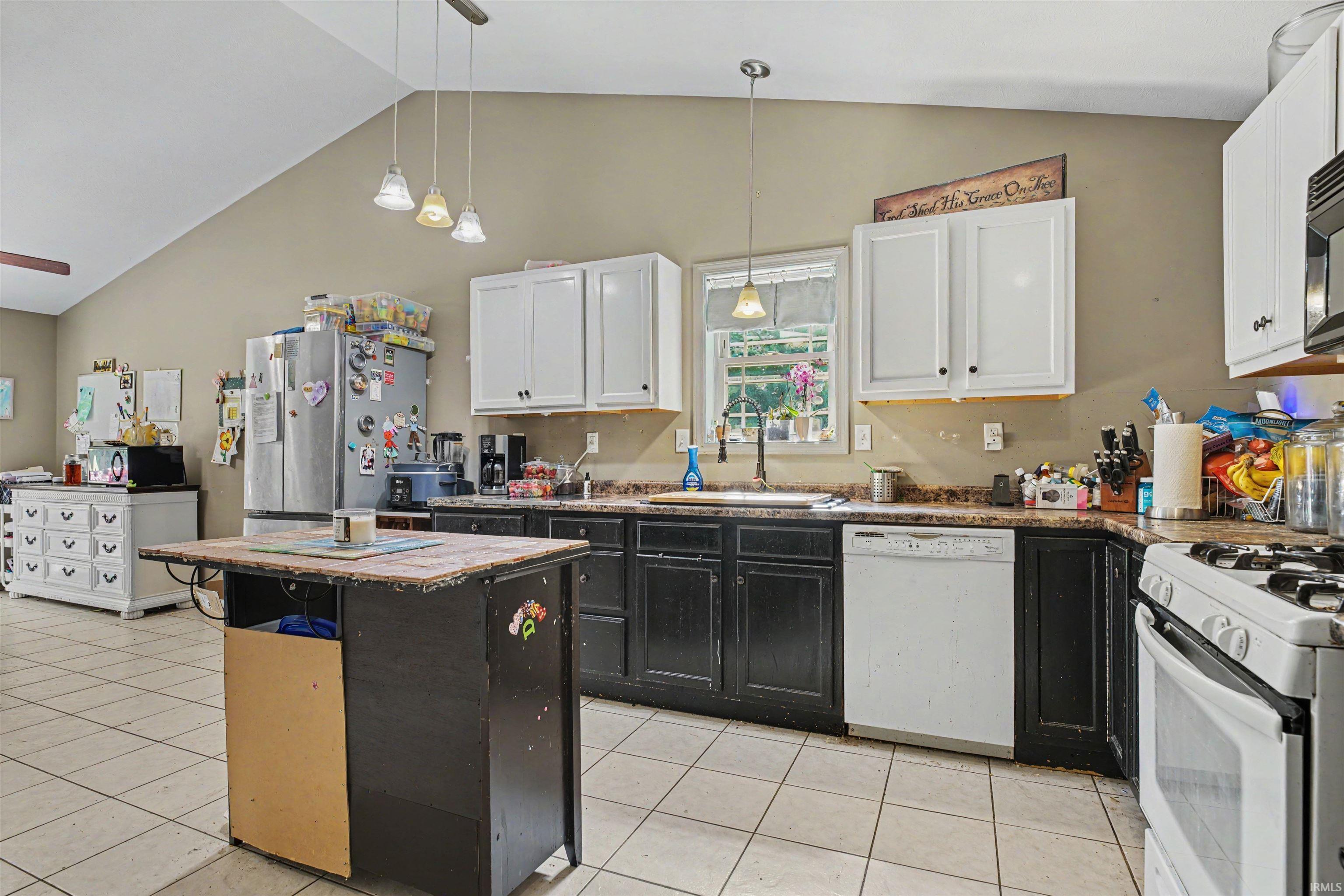 20982 Arcadia Drive Bristol IN 46507