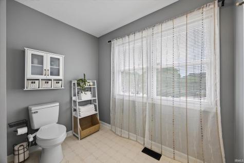 1214 S Donington Court Bloomington IN 47401
