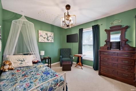 1214 S Donington Court Bloomington IN 47401