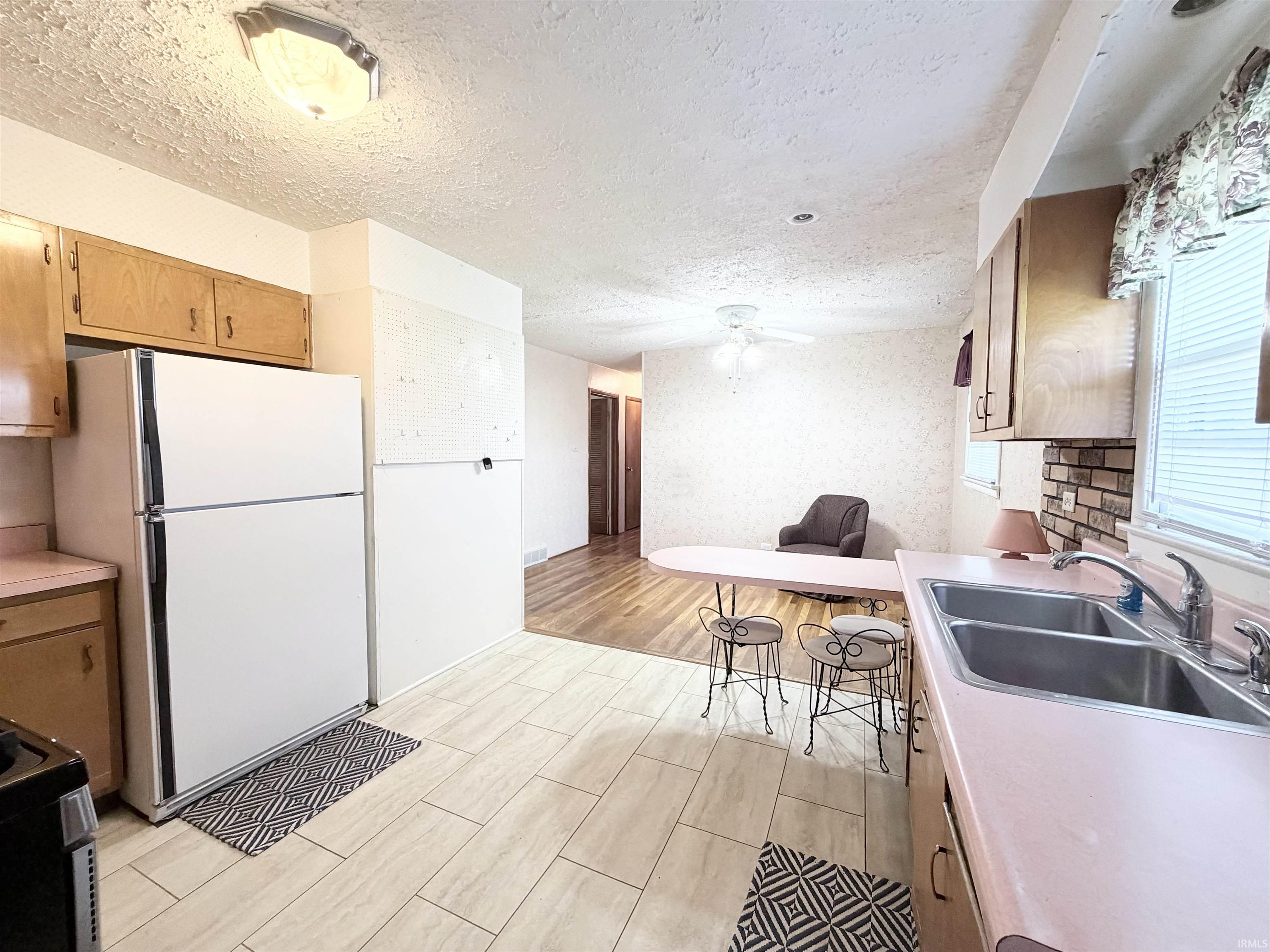 57292 Poppy Road South Bend IN 46619