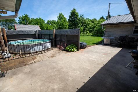 1336 Lincoln Highway Bourbon IN 46504