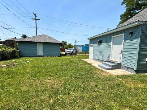 121 E Memorial Drive Muncie IN 47302