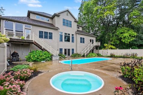 2624 Wildwood Lane Winona Lake IN 46590