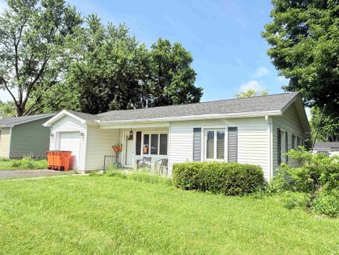 213 N Greenberry Street Sweetser IN 46987