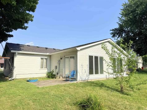 213 N Greenberry Street Sweetser IN 46987