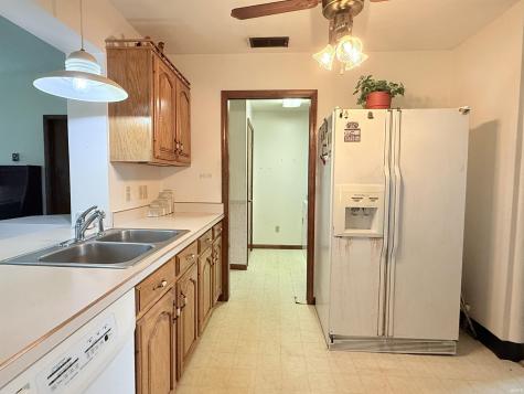213 N Greenberry Street Sweetser IN 46987