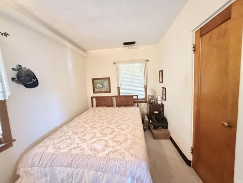213 N Greenberry Street Sweetser IN 46987