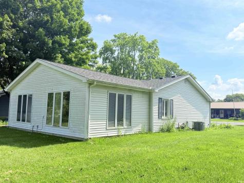 213 N Greenberry Street Sweetser IN 46987