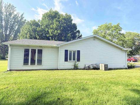 213 N Greenberry Street Sweetser IN 46987