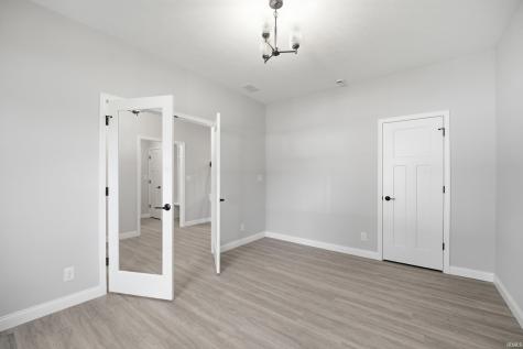 857 S Hoke Avenue Frankfort IN 46041