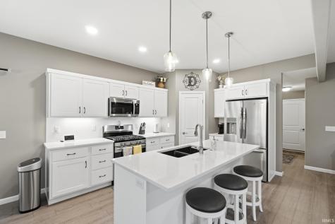13870 Escondida Cove Fort Wayne IN 46845