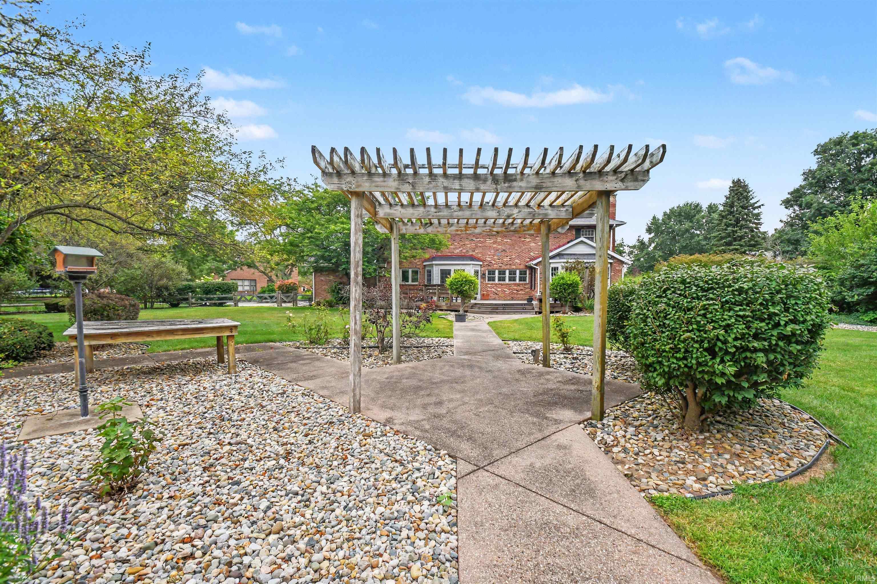 15766 Hunting Ridge Trail Granger IN 46530