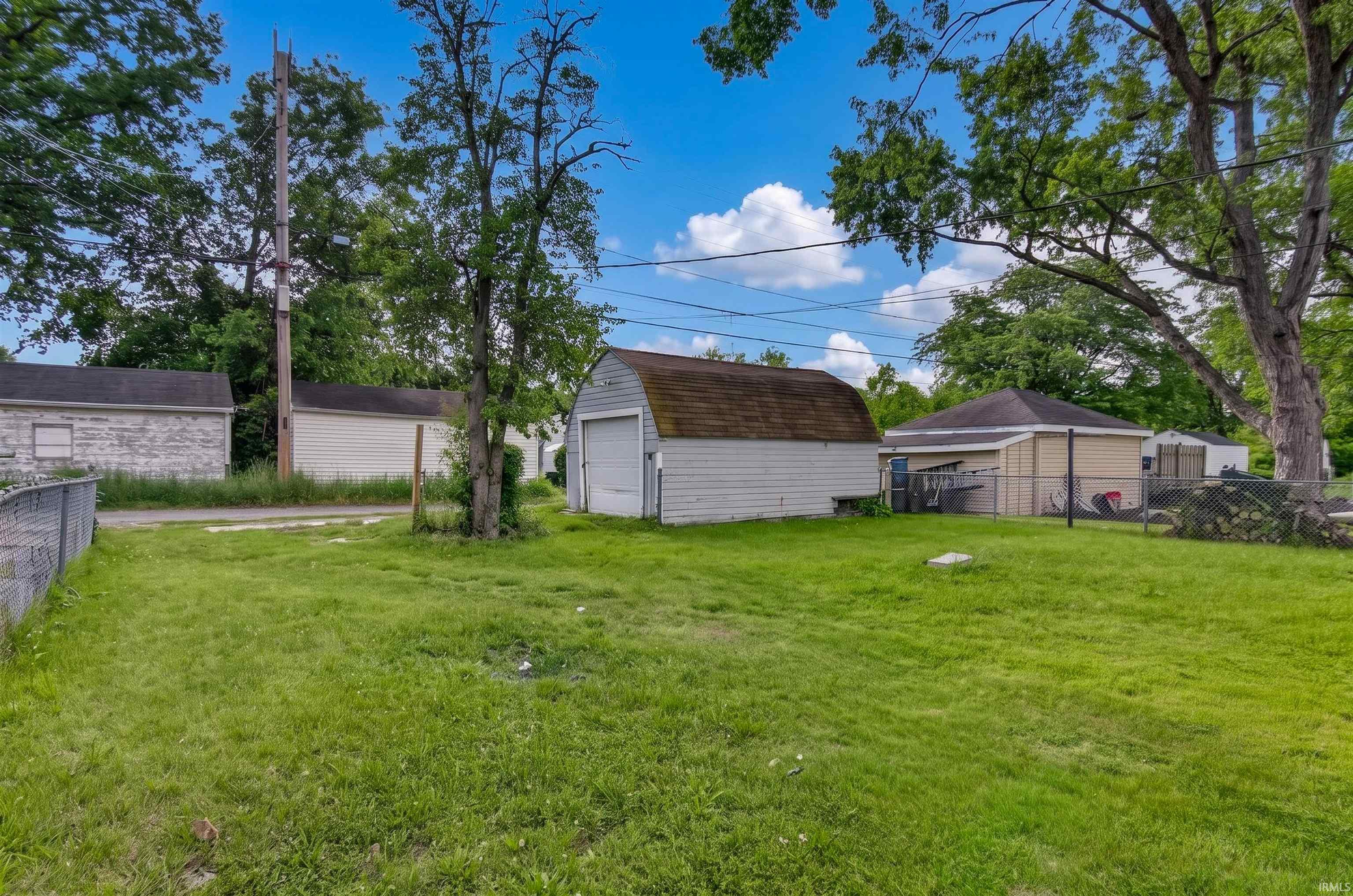 1529 Medora Street South Bend IN 46628