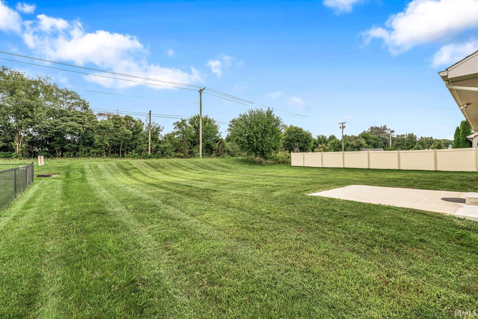 52722 Common Eider Trail South Bend IN 46628