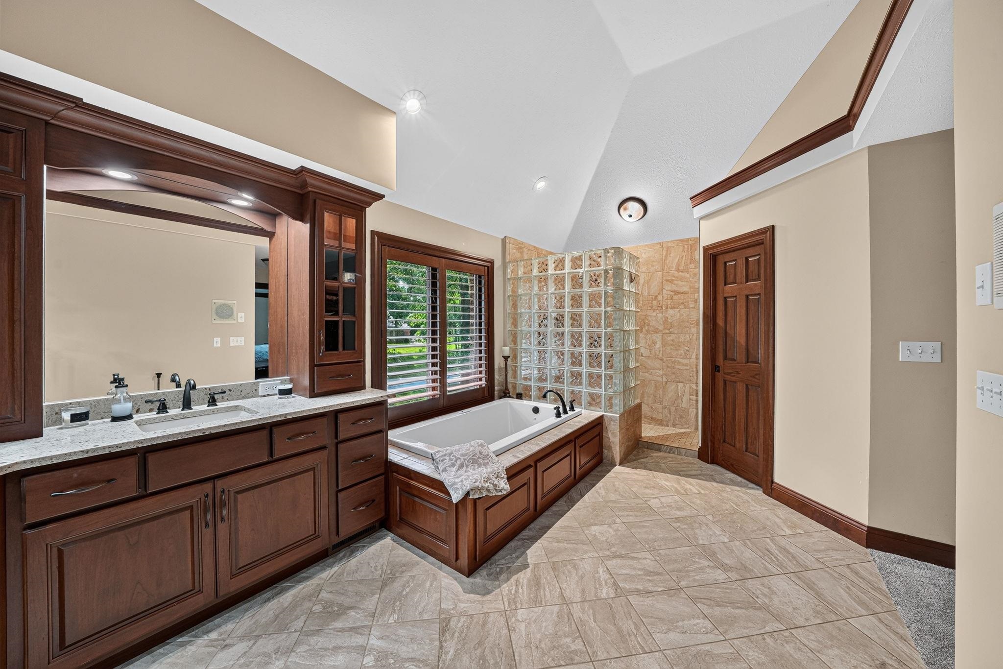 205 Greenfield Drive Middlebury IN 46540