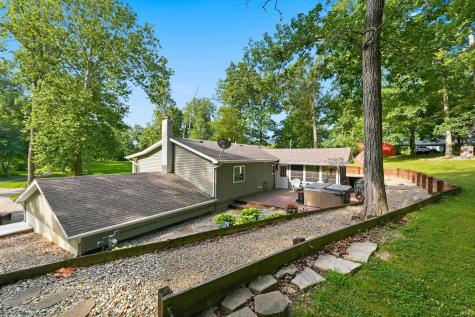 8125 E Us Highway 33 Churubusco IN 46723
