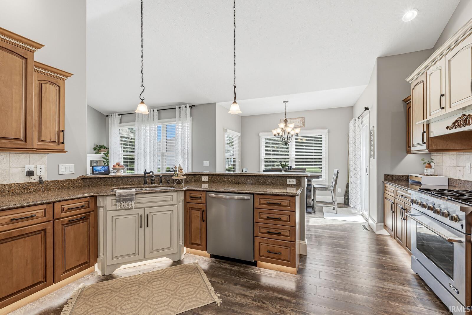 51678 Meadow Pointe Drive Granger IN 46530