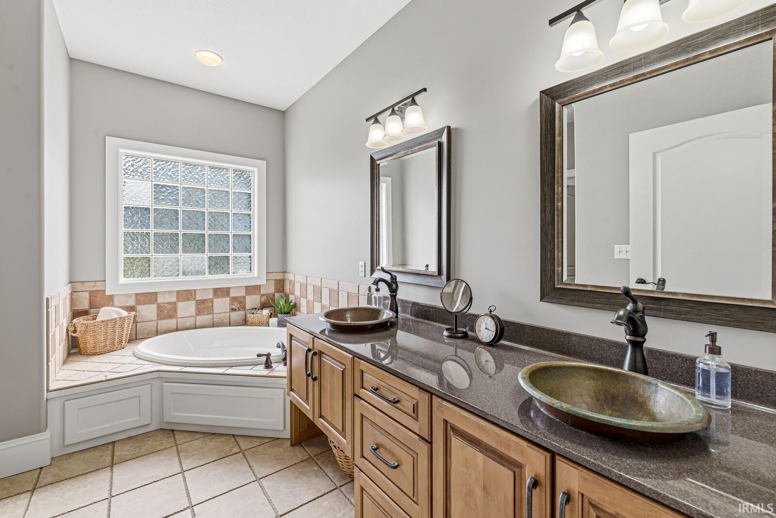 51678 Meadow Pointe Drive Granger IN 46530