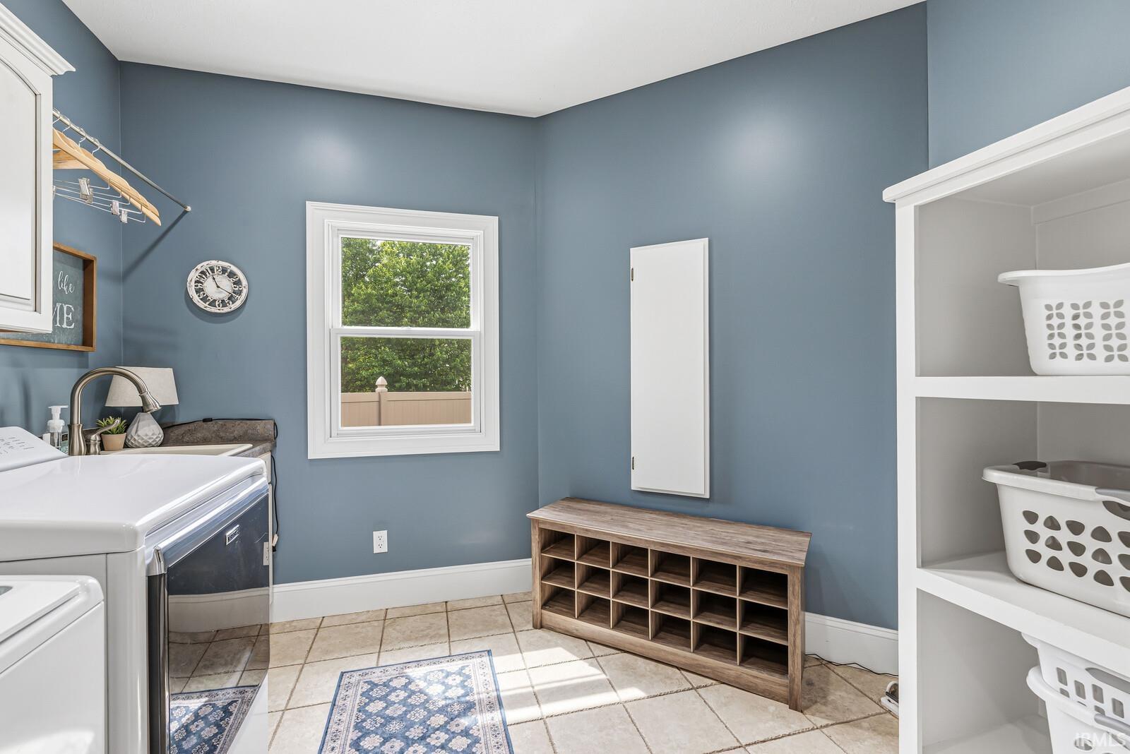 51678 Meadow Pointe Drive Granger IN 46530
