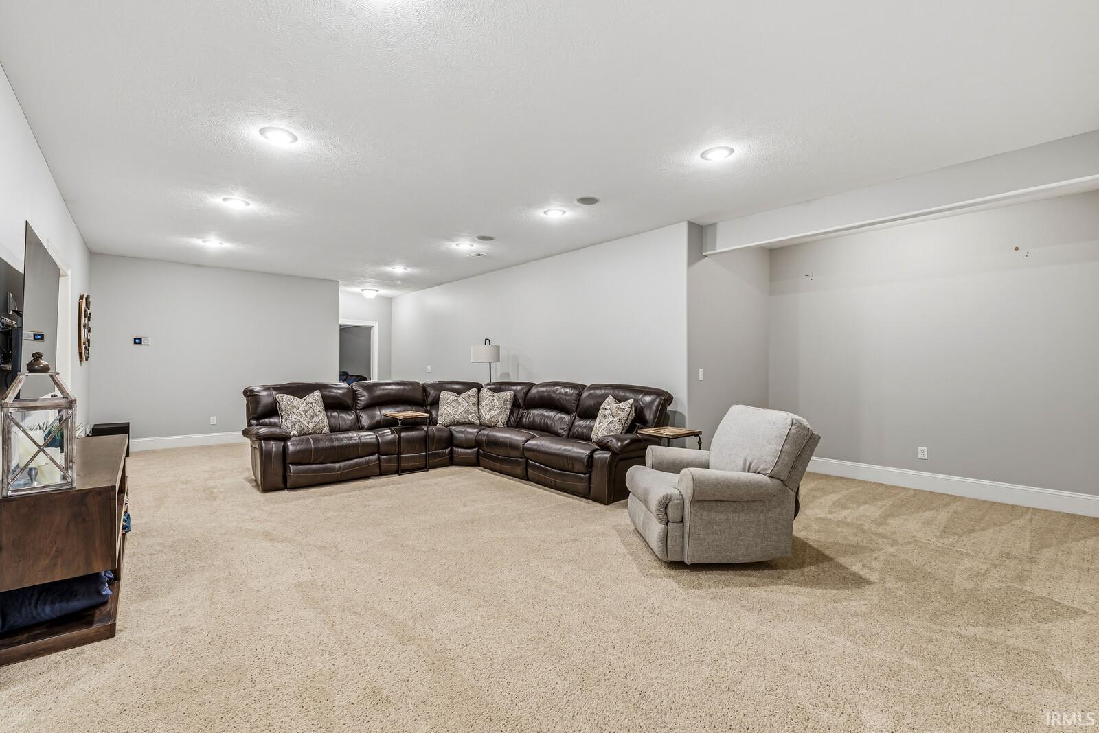 51678 Meadow Pointe Drive Granger IN 46530