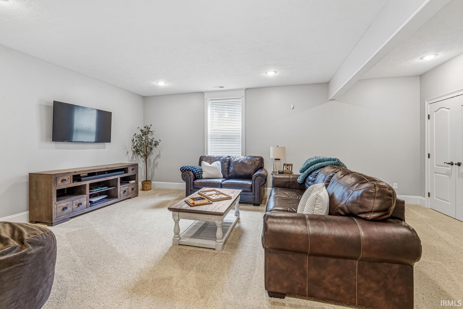 51678 Meadow Pointe Drive Granger IN 46530