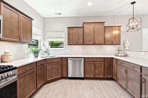 4336 Admirals Cove Drive Lafayette IN 47909