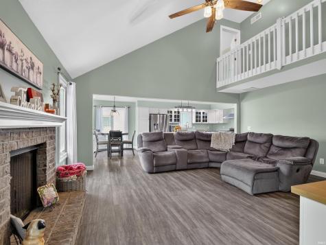 8215 Grand Forest Court Fort Wayne IN 46815