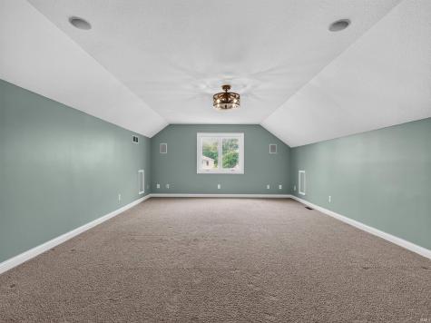 8215 Grand Forest Court Fort Wayne IN 46815